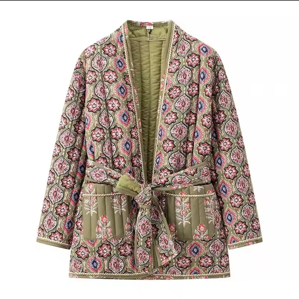 Floral Patterned Jacket - Picture 3 of 6